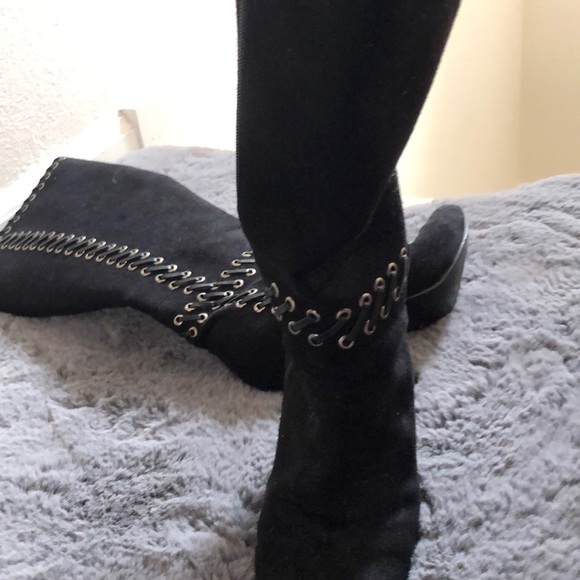 Black high boots! - Picture 3 of 3
